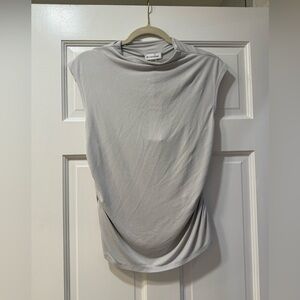 Calvin Klein Women’s Light Gray Muscle Tee | Size M